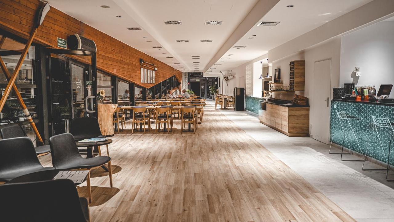 אוניוב Hotel Termalny מראה חיצוני תמונה